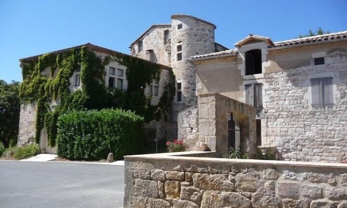 Aiguelèze House | TARN, NEAR CORDES SUR CIEL LA PETITE MAISON DU CHATEAU DE CAMPAGNAC