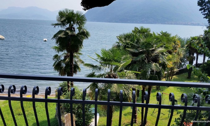 Tronzano Lago Maggiore Apartment | Tastefully furnished 2-room apartment with sea garden and beach