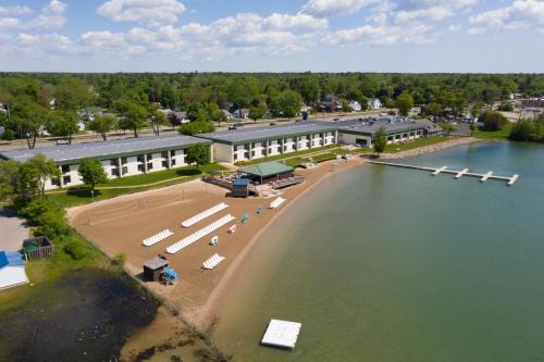 Tawas City Resort | Tawas Bay Beach Resort & Conference Center