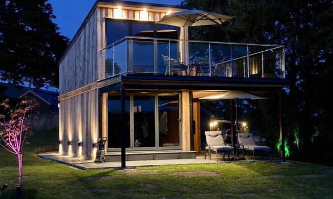 Tiers Cross Ski Chalet | Tawny Lodge - Luxurious 1 Bedroom - Blossom Farm