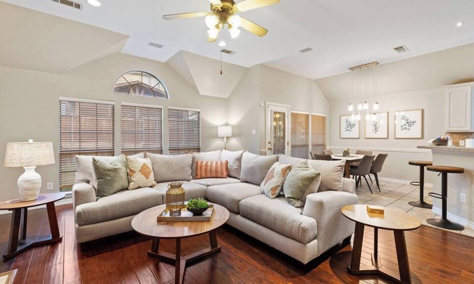 Highland Village House | TCH - Spacious 4bd/3ba home in Highland Village