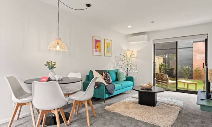 Henderson House | Te Kanawa Crescent 2BR Home