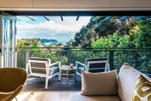 Onetangi House | Te Kereru, Onetangi