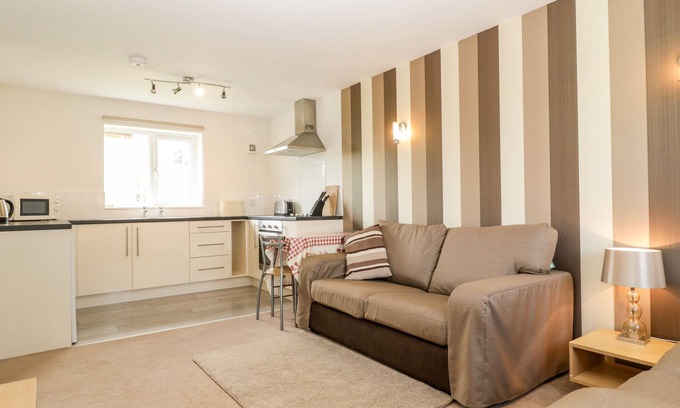 Highbridge Cottage | Teal