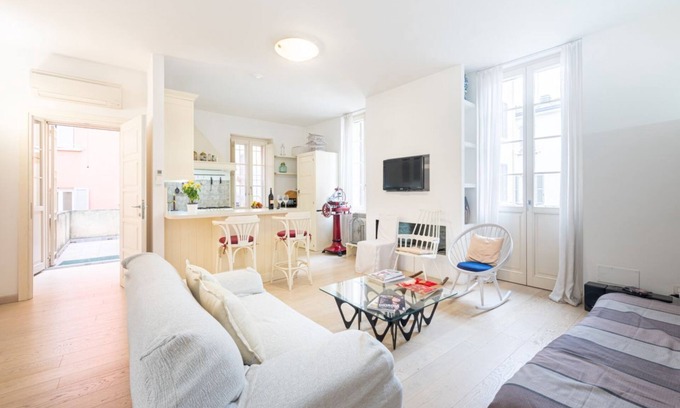 Parma City Centre Apartment | Teatro Regio Exclusive Apartment