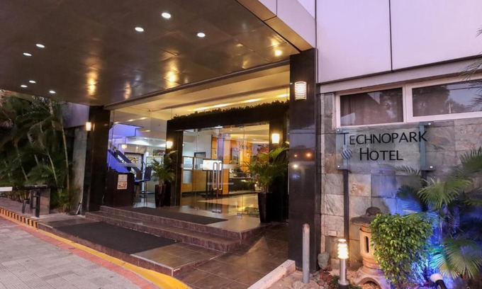 Binan City Hotel | Technopark Hotel