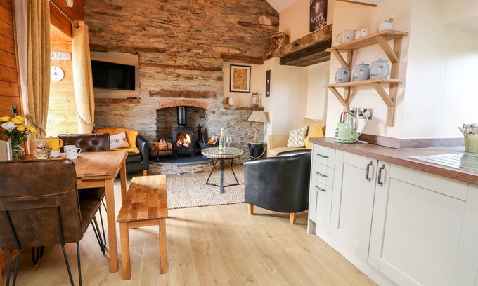 St Harmon Cottage | Tegfan Barn