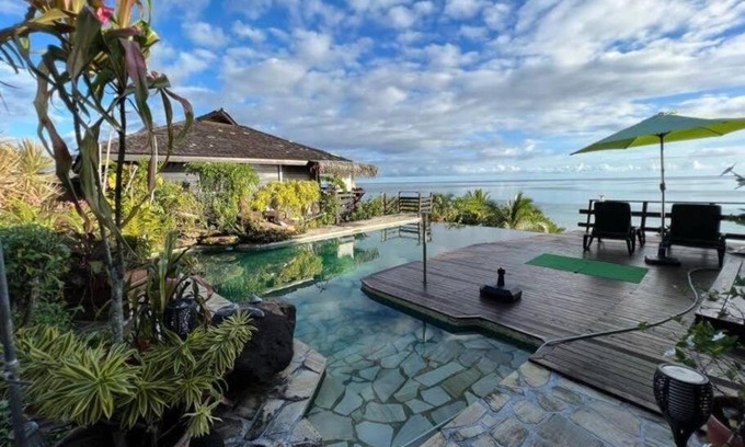 Moorea-Maiao Apartment | Tehuarupe Surf Studios