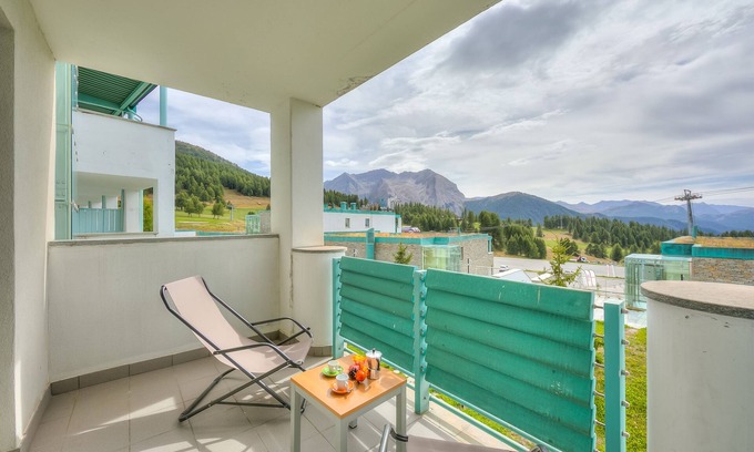 Sestriere Apartment | Teleo 82 Ski In - Ski Out 50m, Sestriere, Italy