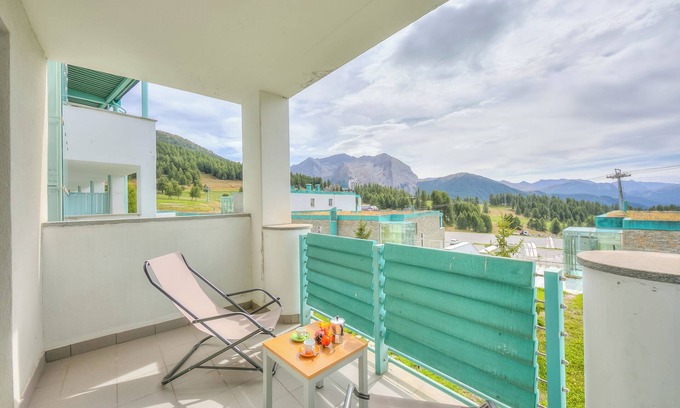 Sestriere Apartment | Teleo 83 Ski In - Ski Out 50m, Sestriere, Italy