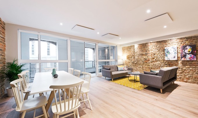 Temple Bar Apartment | Temple Bar Crowne Square Apartments