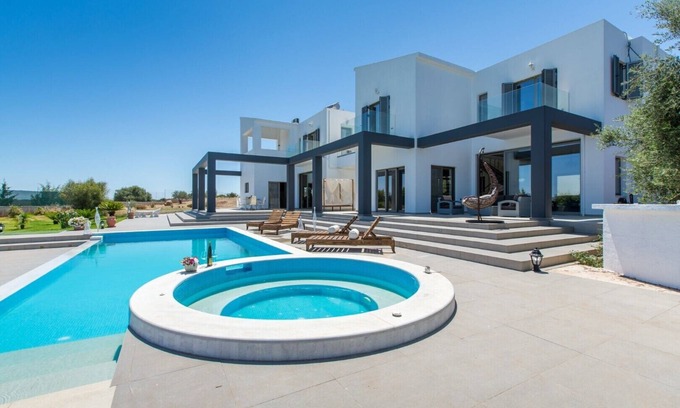 Kounoupidiana Villa | Tennis * Pool with Hydromassage * Walk to Taverna & Supermarket