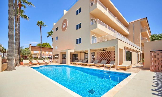 Les Meravelles Hotel | tent Capi Playa