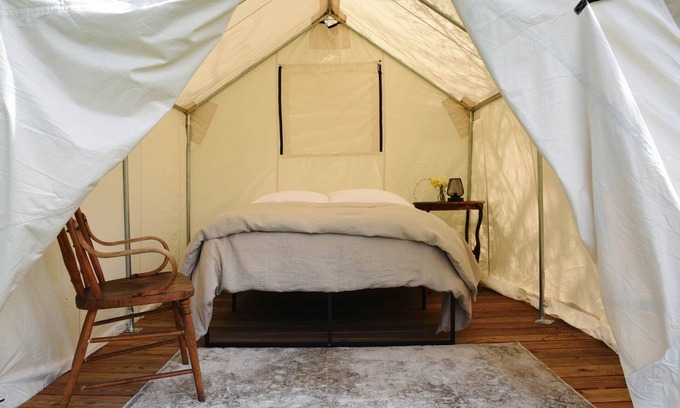 Harvard RV Rental | Tent Platform 3 | Pond View Glamping Tent