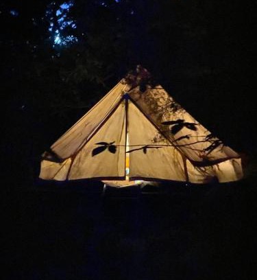 Dompnac Other | Tente tipi en forêt de châtaigniers
