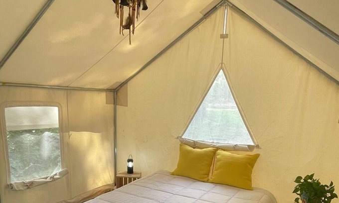 Oregon Coast RV Rental | Tentrr Signature Site - Shady Grove on Maple Meadow...