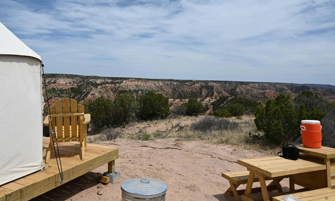 Armstrong RV Rental | Tentrr Signature Site - Canyon's Edge Retreat