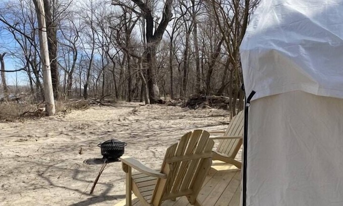 Cass County RV Rental | Tentrr State Park Site - Nebraska Louisville SRA – Cottonwood G – Single Camp