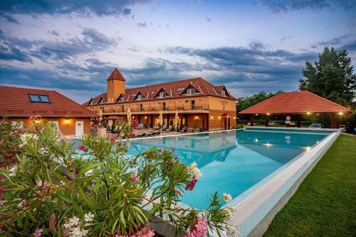 Tapioszecso Hotel | Termál Hotel Vesta