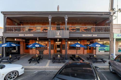 Yarrawonga Hotel | Terminus Hotel Yarrawonga