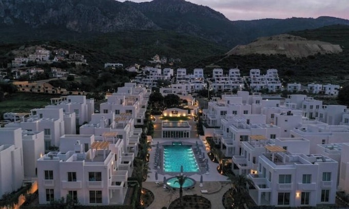 Kyrenia District Apartment | Terra A -1: Modern 1+1 Bahçe Daire