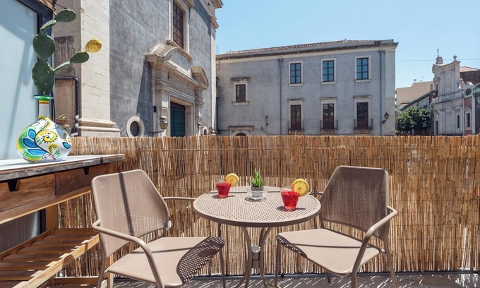 Catania City Centre Apartment | Terra Dell'Etna