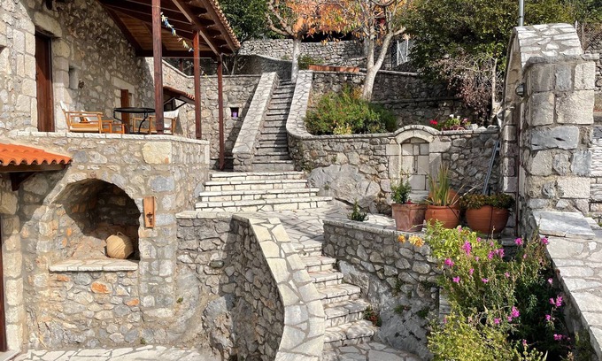 Raftis Villa | Terra Petra Villa at Psari Trikolonon Gortynia