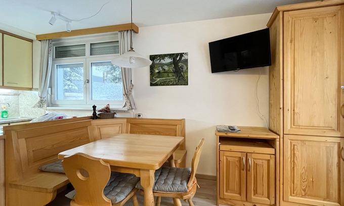 Sankt Englmar Apartment | Terrassen-apt. Hirsch Relaxen mit Pools & Sauna in Englmar