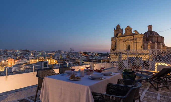 Ostuni Historic Centre Apartment | Terrazza Panoramica Le Cupole