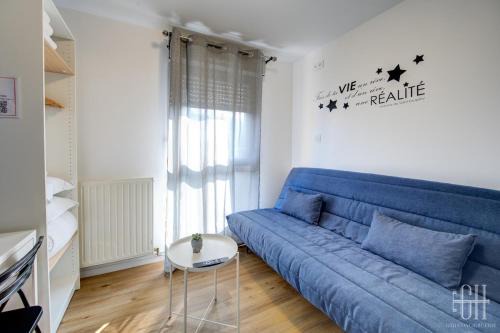 Saint-Pierre-des-Corps Apartment | Terre - Proche A 10 - 2V - Parking