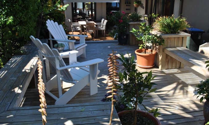 Orakei Bed & Breakfast | Terry and Cindy's B&B
