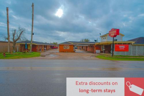 Edna Hotel | Texana Inn Edna By OYO