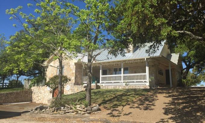 Austin House | Texas Exotic Game Ranch, Gateway to the Hill Country, Just Minutes From Downtown