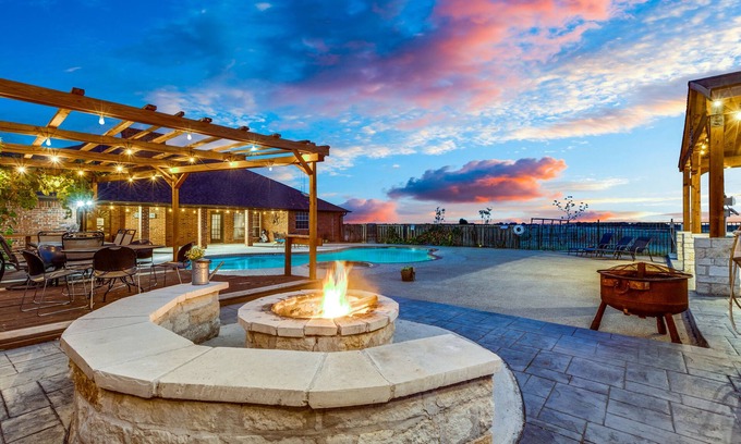 Weston Other | Texas Farmhouse on 10 Acres with private Pool and Hot Tub Spa