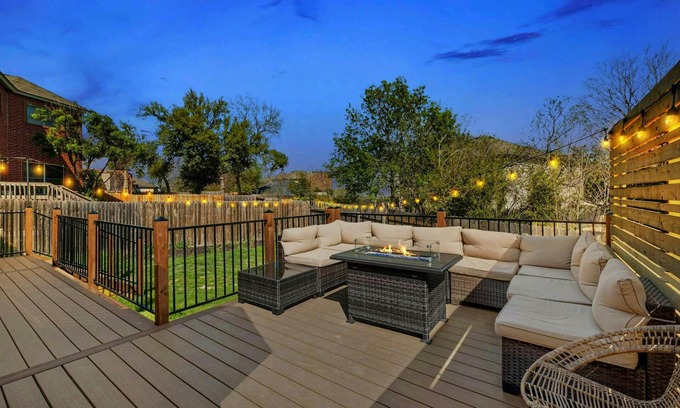 Dittmar Crossing House | Texas Hideaway, 2-Story Home w/Outdoor Living