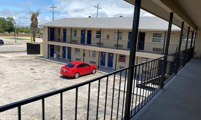 Seguin Hotel | Texas Inn