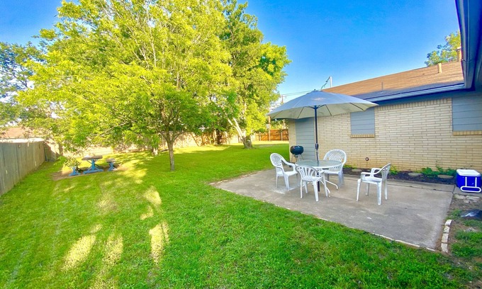 Bedford House | Texas Size Backyard Comfy For Your Family