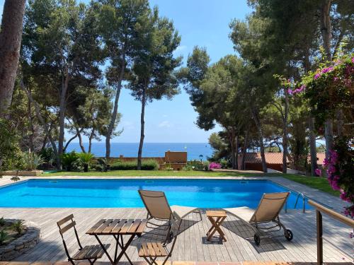 Tamarit Villa | TH100 Villa Vacacional con Vistas al Mar en Tamari