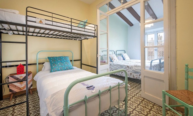 Old Town Apartment | TH113-Attic-La-Nau with Sea Views and Terrace in Tarragona