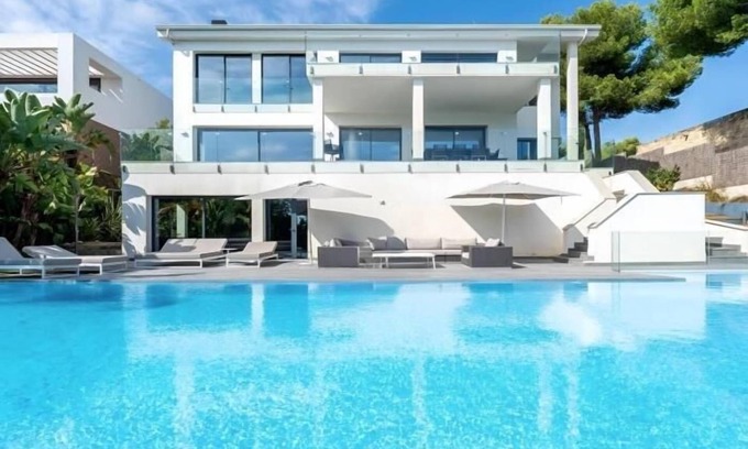 Tamarit Villa | th85 Villa in Tamarit, Tarragona · 5 bedrooms · 5 beds · 5 baths