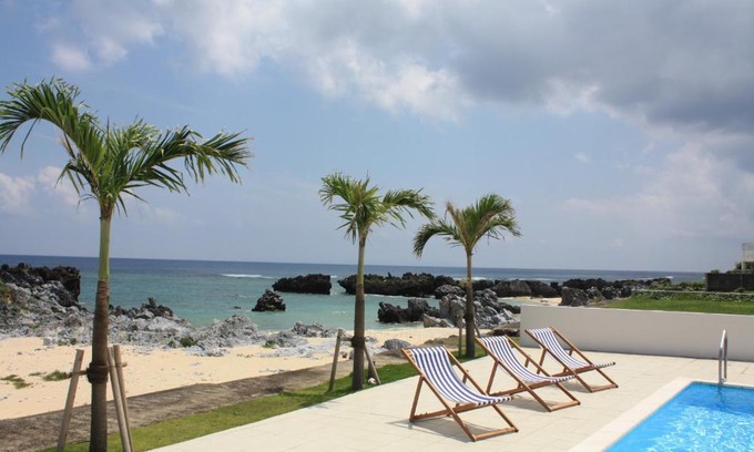 Ritcho Villa | Thalassa Beach and Pool Villa