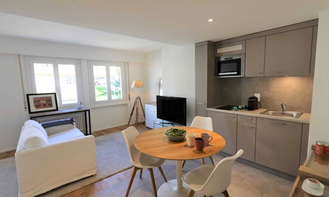 Paudex Apartment | The 109 - Stunning new studios by the lake, close to city center of Lausanne