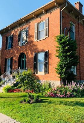 Prince Edward House | The 1885 Suites
