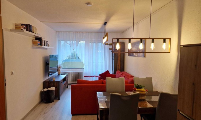 Holm Apartment | The 40 m&sup2; apartment (west side) is on the 1st floor in the house "Schleswig". It is suitable for a maximum of 4 people, ideal for a small family. In the living room of this bright and friendly apartment there is a sofa bed for 2 people.