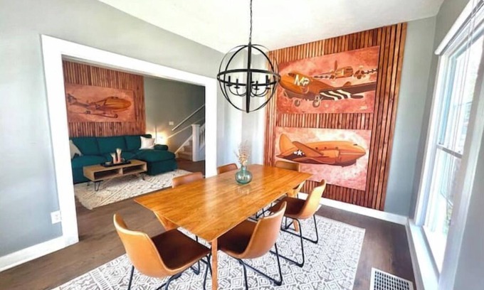 Dayton House | The Airplane Art House