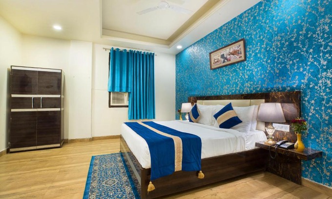 Aerocity Hotel | The Alpino Hotel