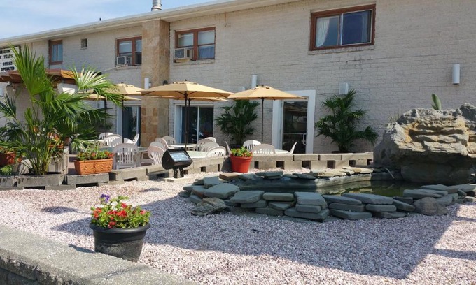 Point Pleasant Beach Hotel | The Amethyst Beach Motel