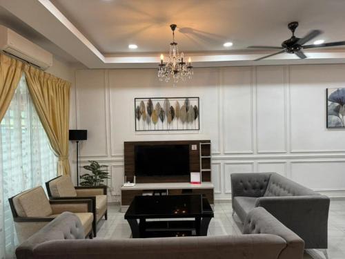 Jasin House | The Amore Homestay