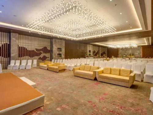 Surat Hotel | The Amore Surat