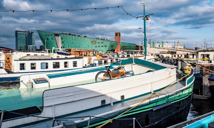Zaandam Boat Rental | The Amsterdam boat Zaandam